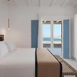 Retreat Hill Luxury Mykonos Villa *