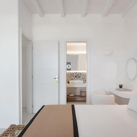 Retreat Hill Luxury Mykonos Villa Mykonos Town