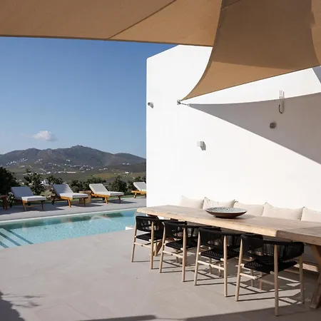 Retreat Hill Luxury Mykonos Villa