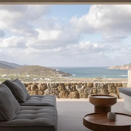 Retreat Hill Luxury Mykonos *