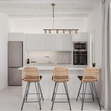 Retreat Hill Luxury Mykonos Villa *