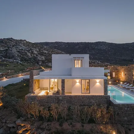 Retreat Hill Luxury Mykonos Vila